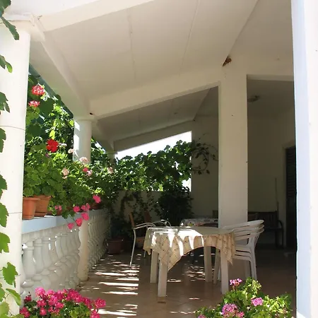 With Parking Space Valbandon, - 7355 Apartamento Fažana