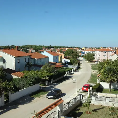 Apartamento With Parking Space Valbandon, - 7355 Fažana