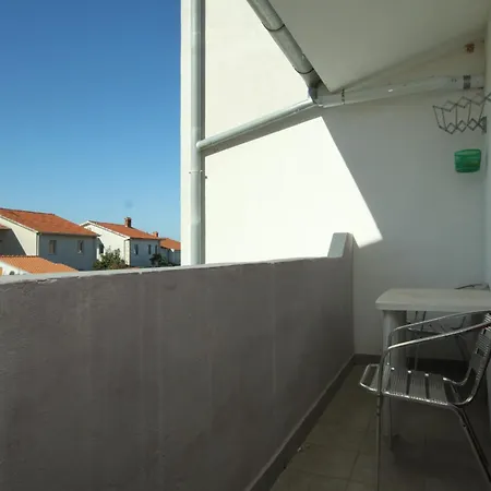 With Parking Space Valbandon, - 7355 Apartamento Fažana
