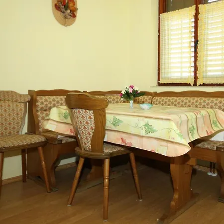 Apartamento With Parking Space Valbandon, - 7355 *