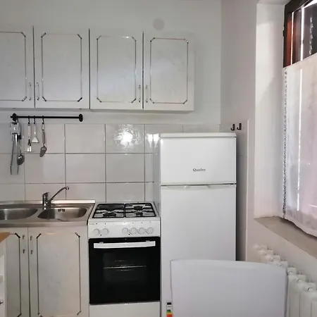 With Parking Space Valbandon, - 7355 Apartamento *