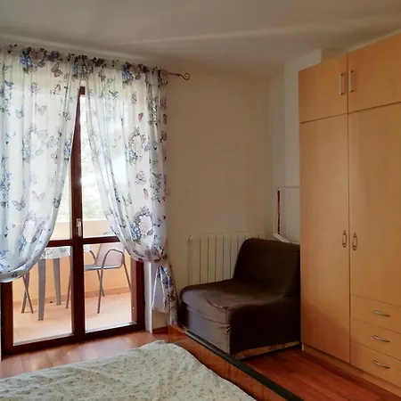 With Parking Space Valbandon, - 7355 Apartamento *